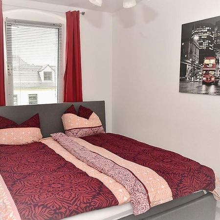 Ferienwohnung Und Apartment Loebau, Stadt- Und Messenah 외부 사진